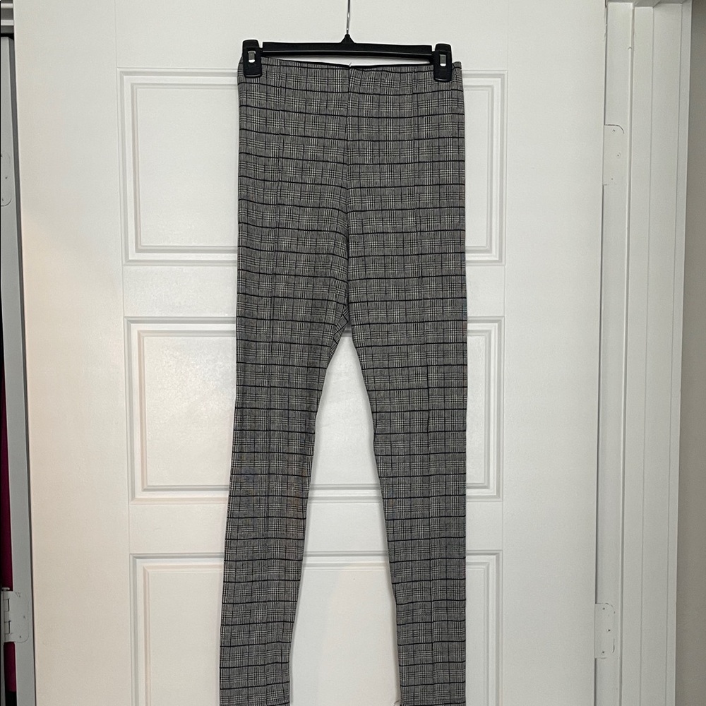 Zara Gray Checkered Leggings